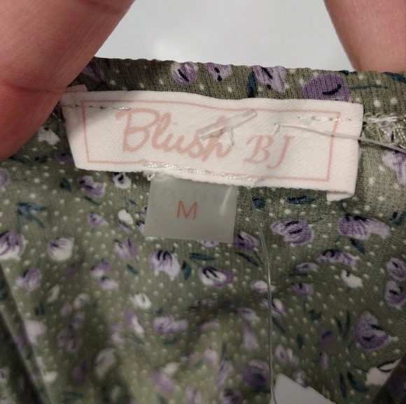 Blush BJ - Floral Sweetheart Back Ties Crop Top - Picture 12 of 15